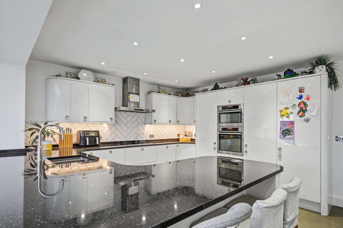 Images for Moulsham Lodge, Chelmsford, Essex EAID:3363689002 BID:1388407