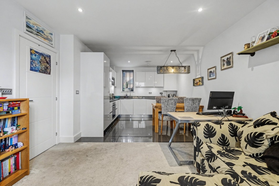 Images for Hardy Close, Chelmsford, Essex EAID:3363689002 BID:1388407