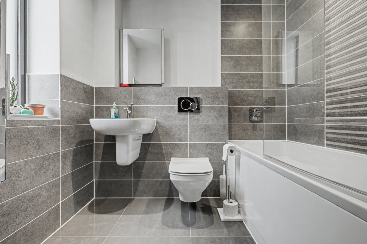 Images for Hardy Close, Chelmsford, Essex EAID:3363689002 BID:1388407