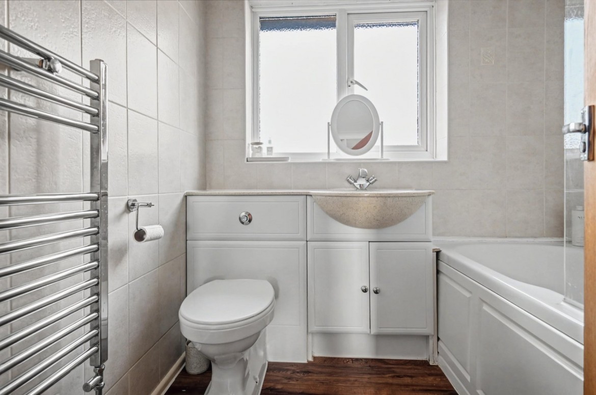 Images for Chelmer Village, Chelmsford, Essex EAID:3363689002 BID:1388407