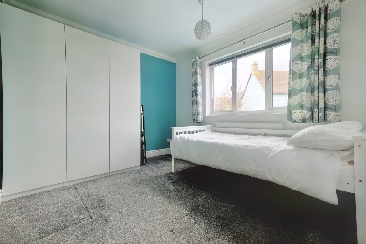 Images for Chancellor Park, Chelmsford, Essex EAID:3363689002 BID:1388407