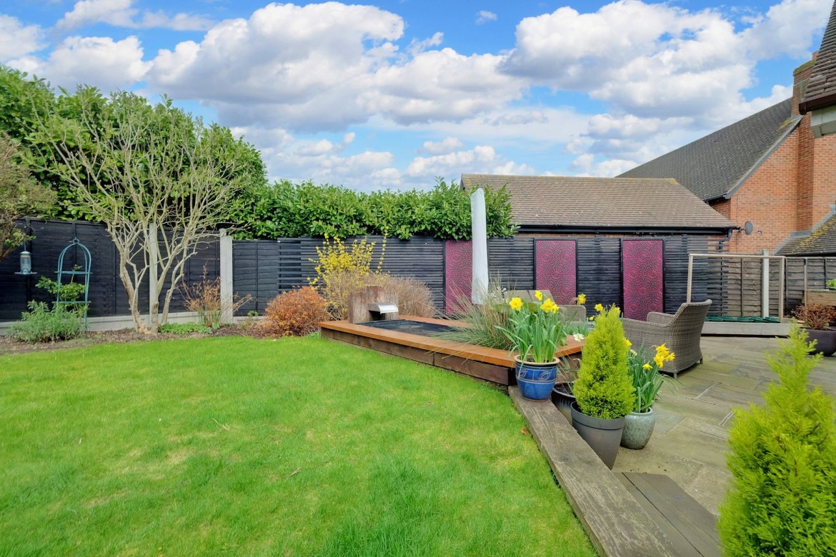 Images for Chancellor Park, Chelmsford, Essex EAID:3363689002 BID:1388407