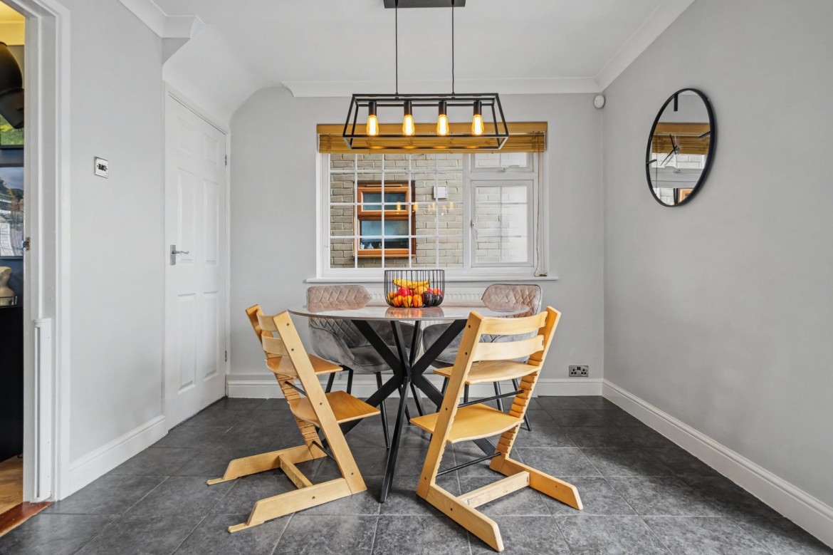 Images for Canuden Road, Chelmsford, Essex EAID:3363689002 BID:1388407