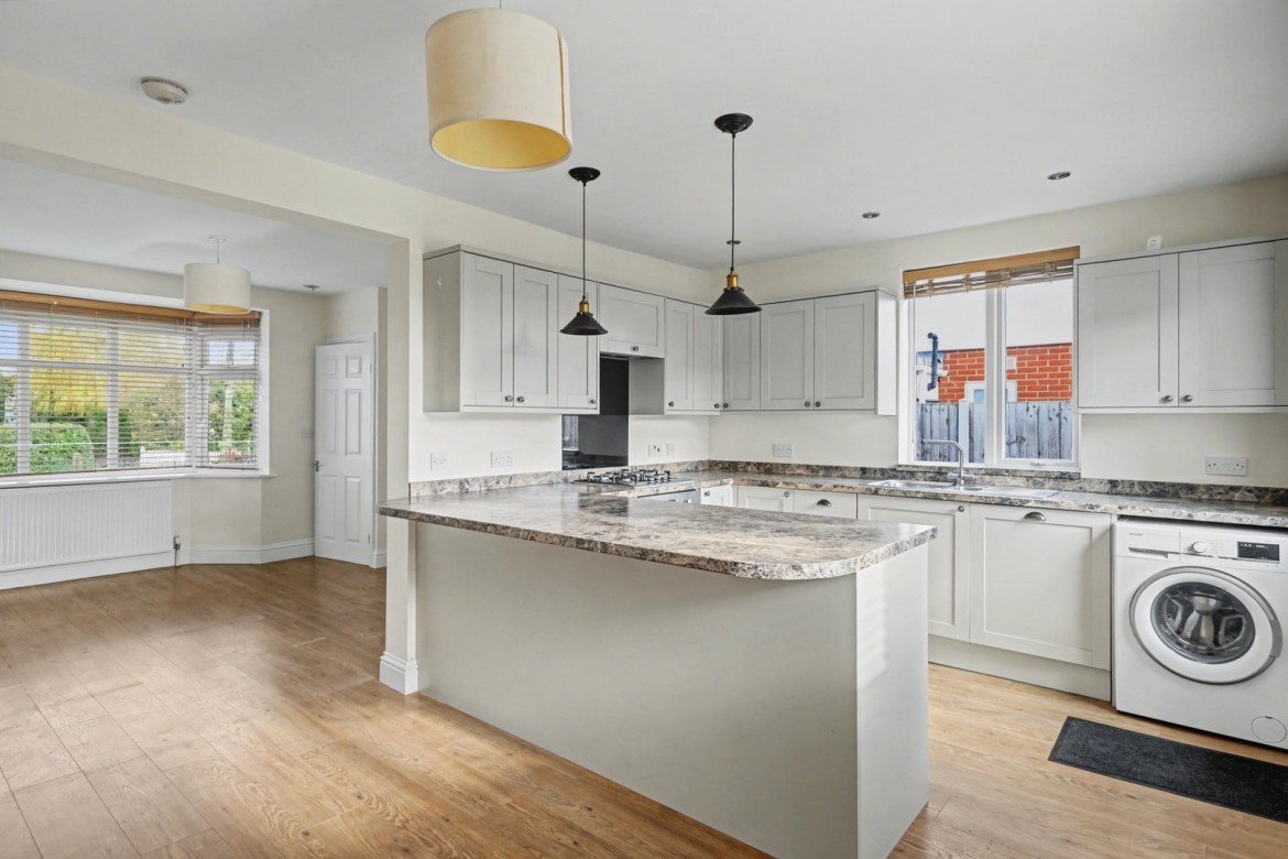 Images for Galleywood, Chelmsford, Essex EAID:3363689002 BID:1388407