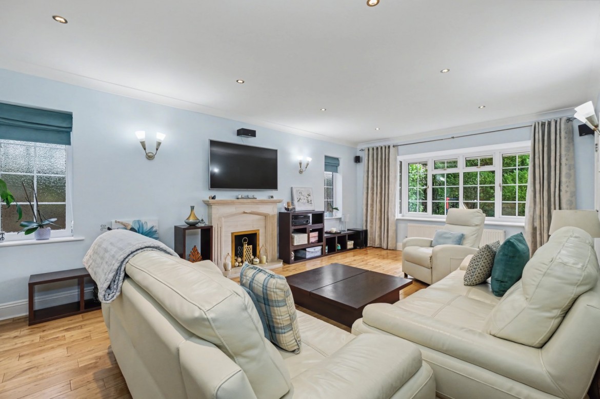 Images for Green Close, Chelmsford, Essex EAID:3363689002 BID:1388407