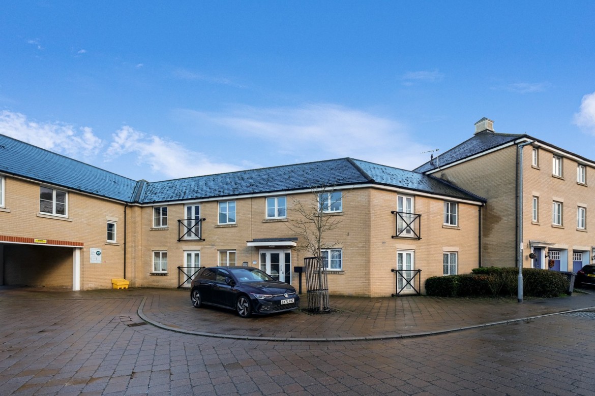 Images for Burghley Way, Chelmsford, Essex EAID:3363689002 BID:1388407