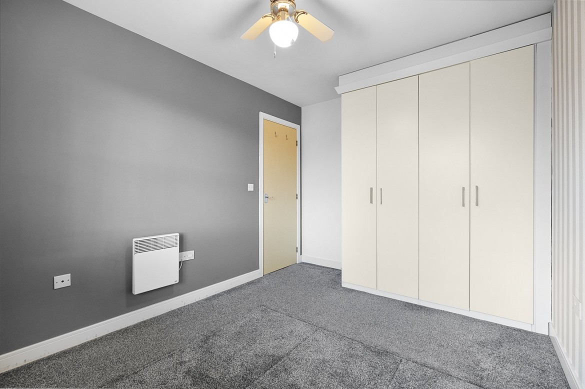 Images for Burghley Way, Chelmsford, Essex EAID:3363689002 BID:1388407