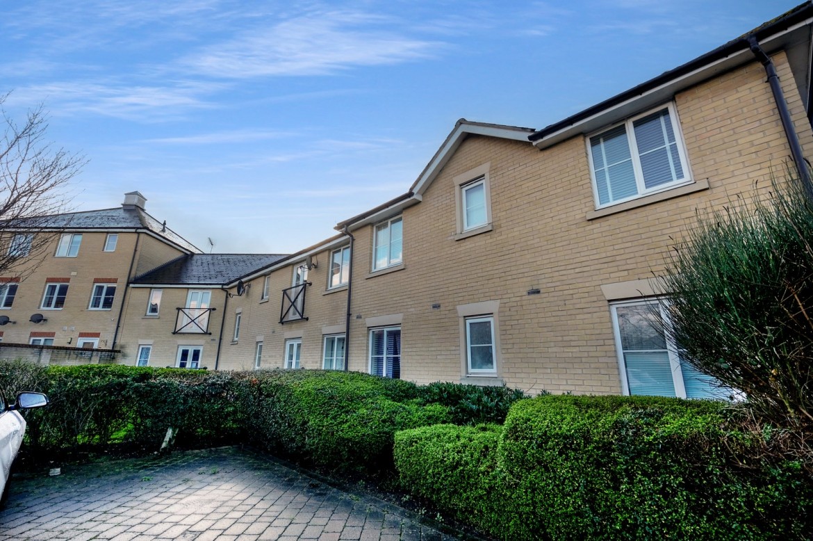 Images for Burghley Way, Chelmsford, Essex EAID:3363689002 BID:1388407